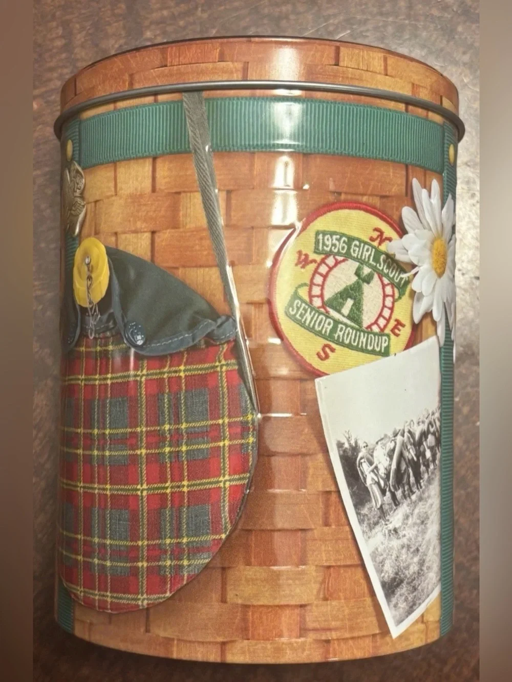 Girl Scout Collectible Back Pack Tin with Straps 6-1/4”x4-1/2” Vintage
